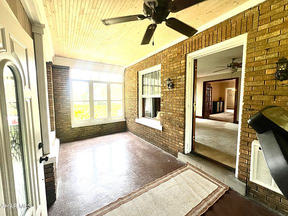 3rd image of 1021 58th St