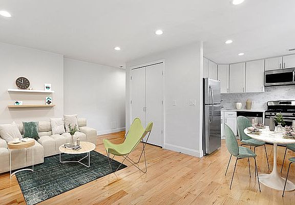 3rd image of 301 Sackett St APT 3L