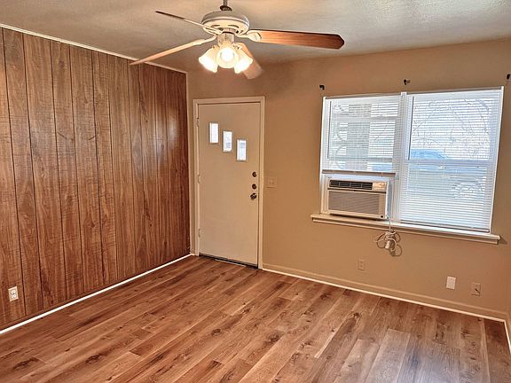 3rd image of 104 Avenue G #104