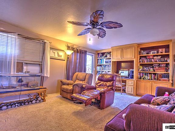 5th image of 1406 Jobs Peak Dr