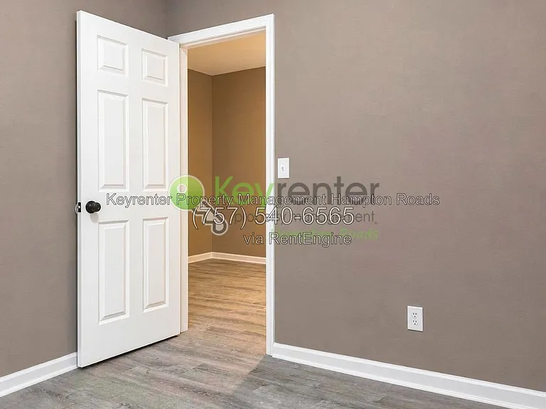 4909 Killam Ave — Photo 24