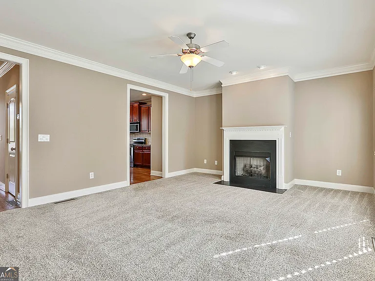 803 Lexington Vlg — Photo 8