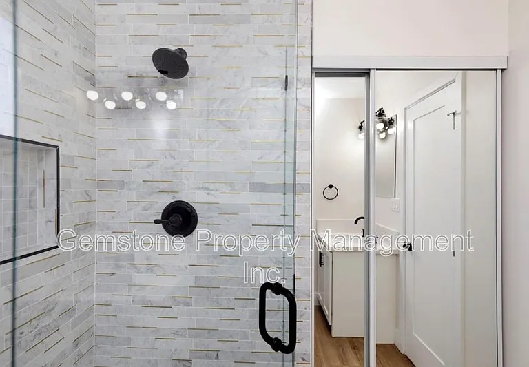6250 Stewart St — Photo 27