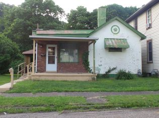 837 Saint George St, East Liverpool, OH 43920