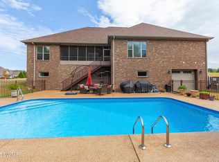 325 Ridgewood Dr, Henderson, TN 38340