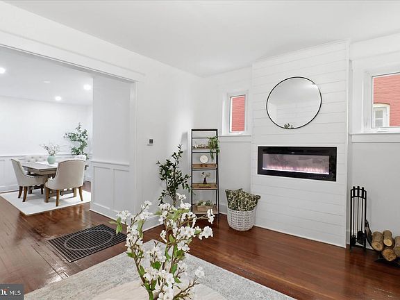 5th image of 639 S West End Ave