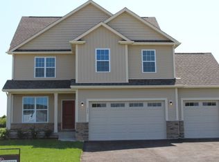 523 Jessamine St, Hampshire, IL 60140