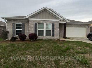 210 Maplecliff Dr, Dothan, AL 36303