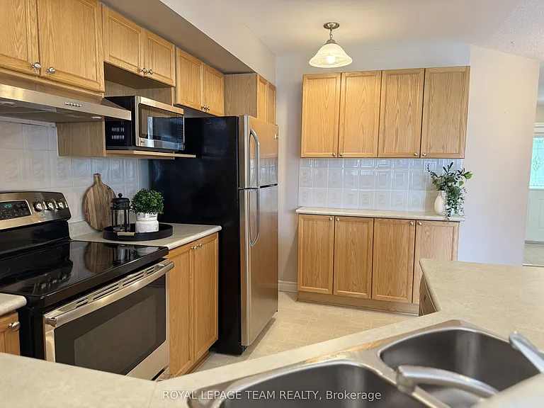 5535 Doctor Leach Dr — Photo 4