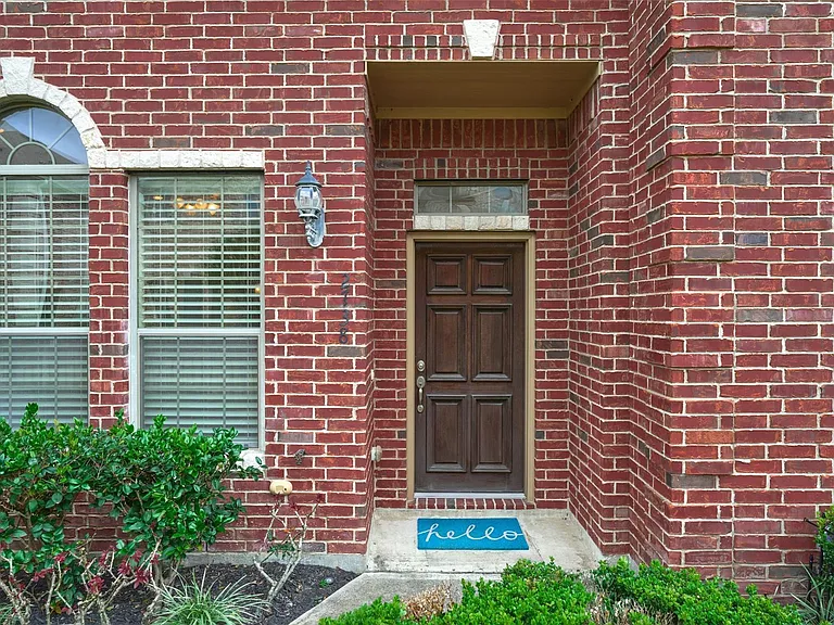 2738 Misty Heath Ln — Photo 3