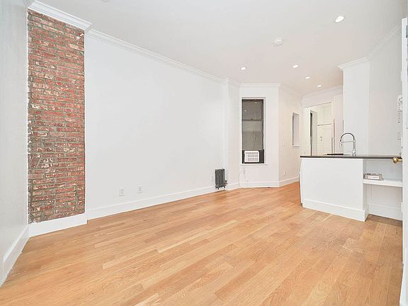 3rd image of 325 E 83rd St APT 2B