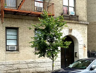 860 Riverside Drive in Washington Heights