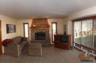 5th image of 2102 Dana Ln