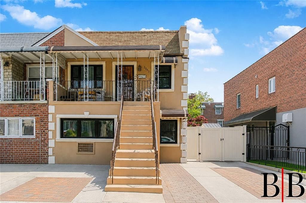 NO 533…詳しく分かりません。 2033 E 67th St, Brooklyn, NY 11234 | Zillow