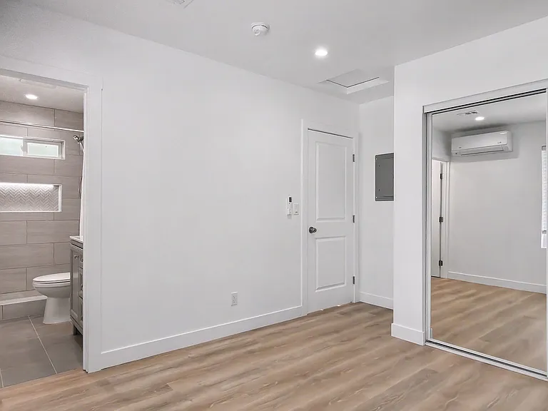 545 W Shenandoah St #B — Photo 15
