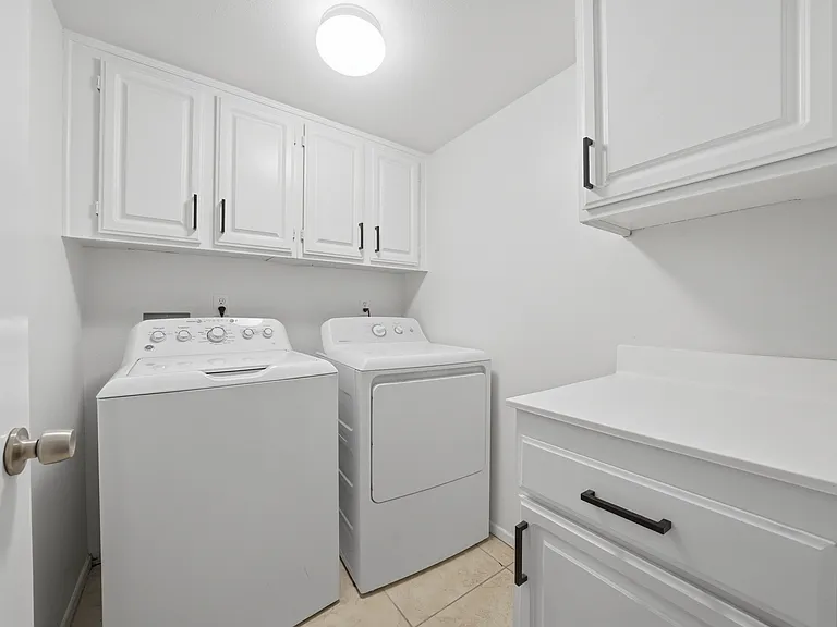 1645 Burr Oak Pl — Photo 19
