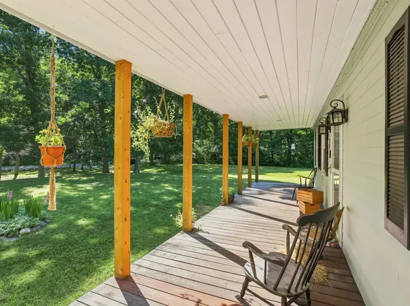 42 Mill Road, Derry, NH 03038