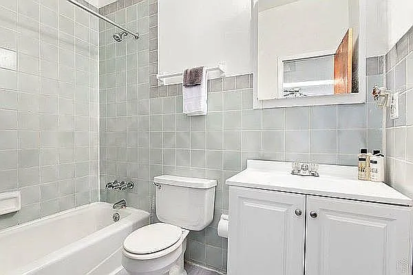 Rented by Ideal Properties Group | media 27