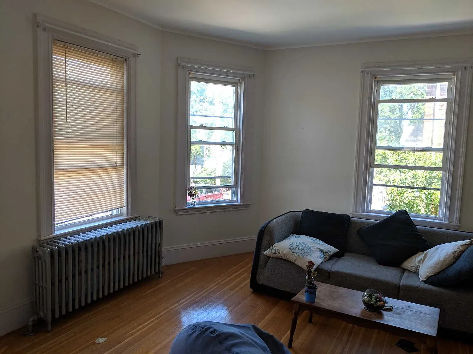 5 bed, $4,100 — Photo 3
