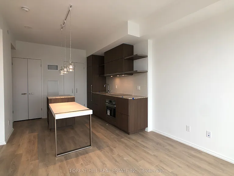 197 Yonge St #5301 — Photo 3