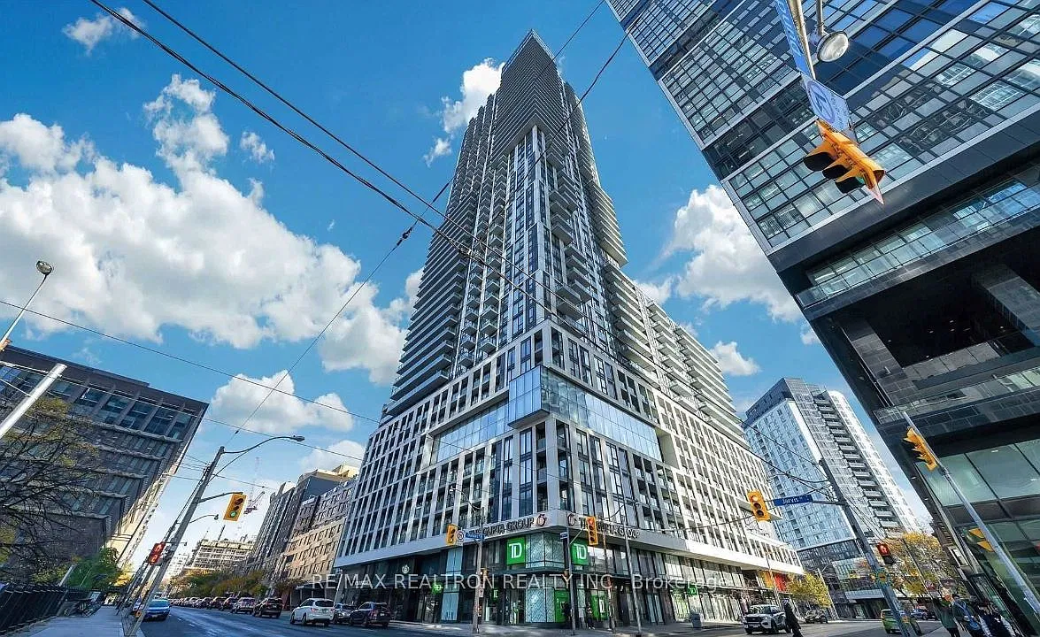 2 bed, $3,000 — Photo 1