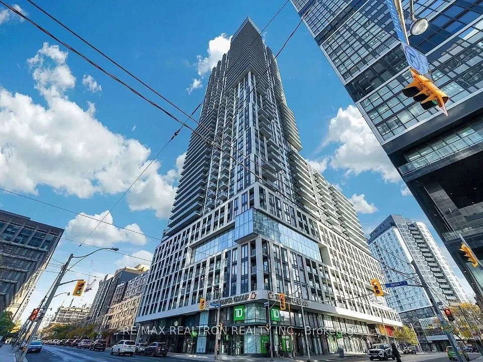 251 Jarvis St #4513