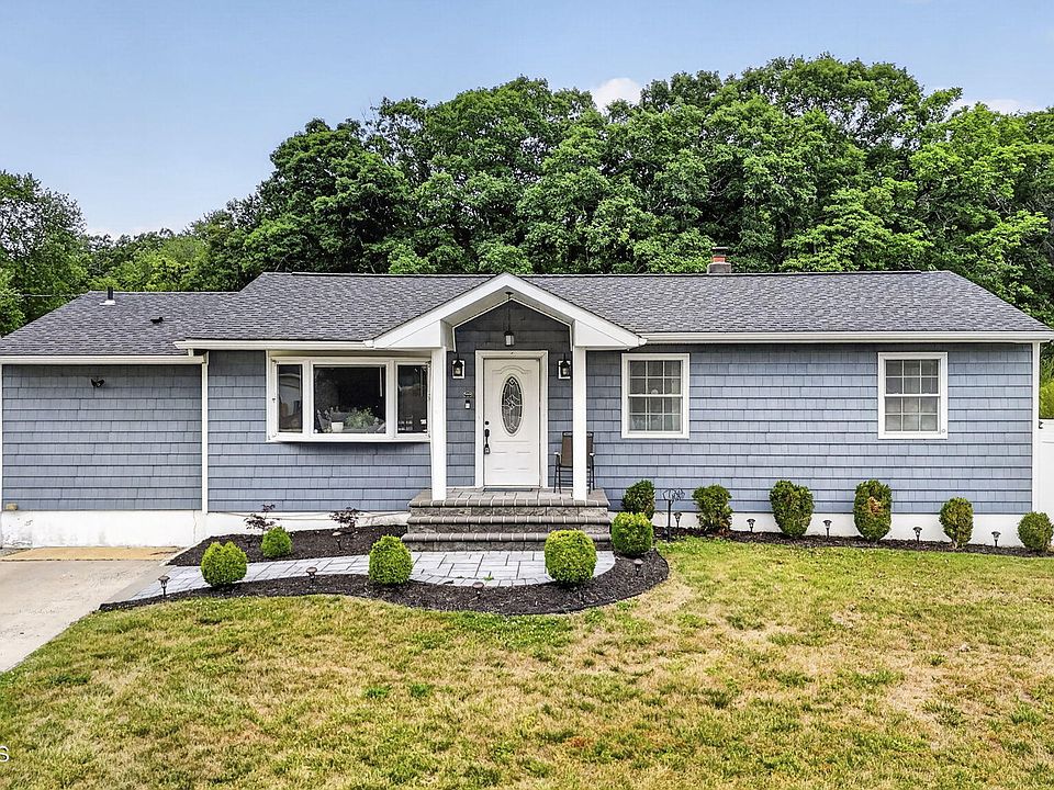 1st image of 40 Woodside Drive