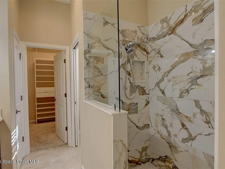 8810 Napolo Dr — Photo 23