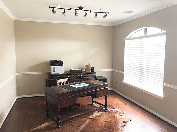 2nd image of 6206 Harmony Park Ln