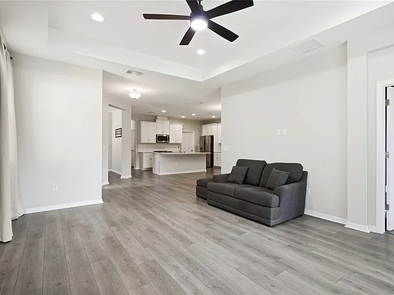 5918 Fiore Dr — Photo 15