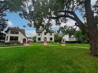 535 Cedar St, Park Ridge, IL 60068