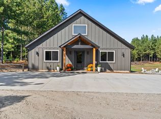 215 Rhonda Rd, Campobello, SC 29322