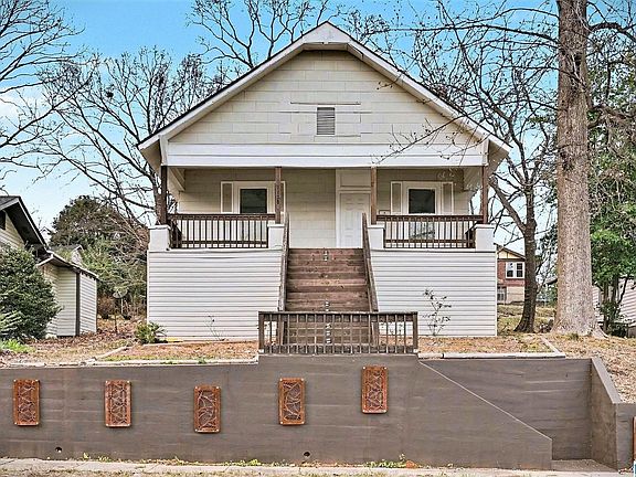 2nd image of 1628 44th St