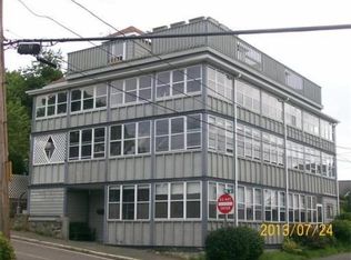 47 Gardner Rd, Nahant, MA 01908