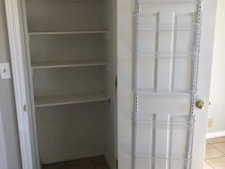 403 McKinley Ave — Photo 9