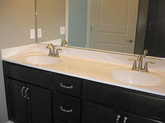 17045 Kennett Curve SW