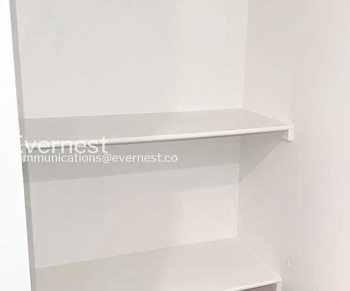 6680 Hollywood Ave — Photo 25