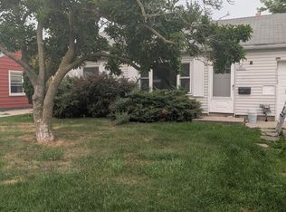 26065 Waldorf St, Roseville, MI 48066