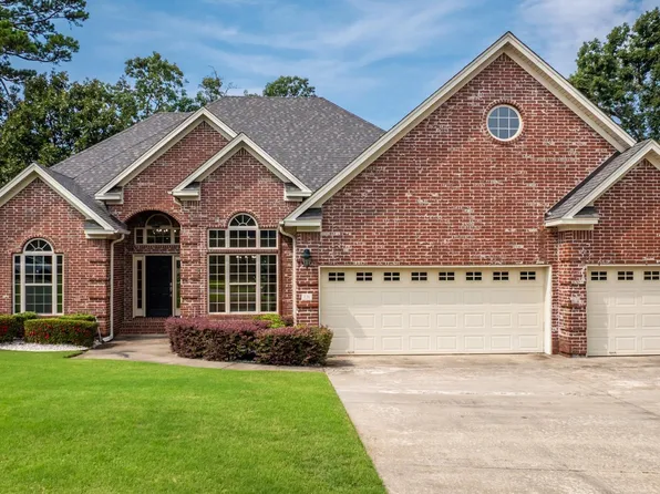 131 Wellington Plantation Ln, Little Rock, AR 72211