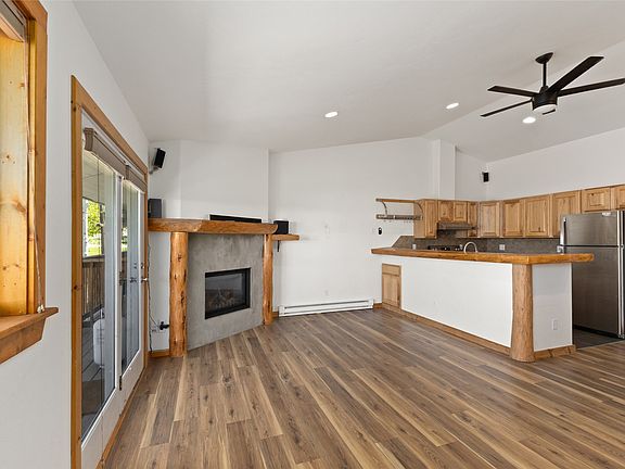 2nd image of 3027 Columbine Drive UNIT 7