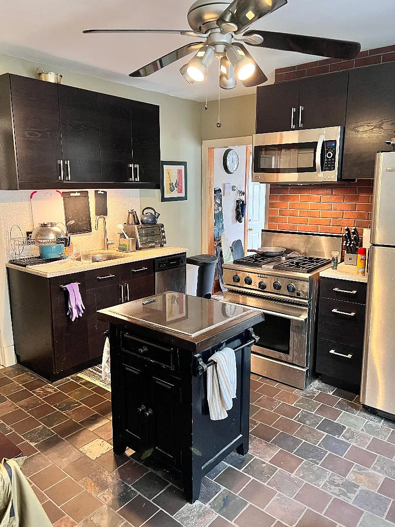 2 bed, 1.0 bath, $3,295 — Photo 4