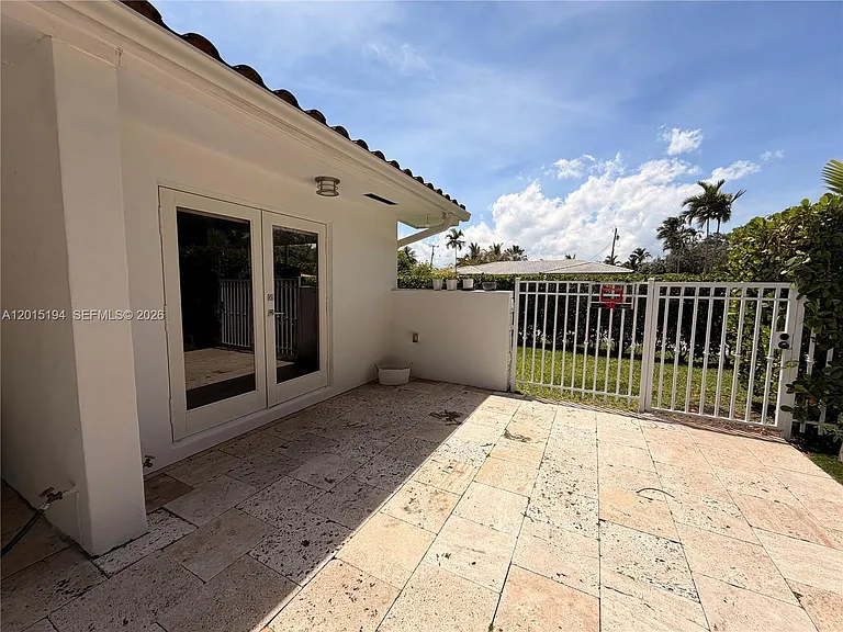 11445 N Bayshore Dr — Photo 27