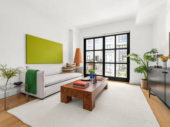 868 Lorimer Street 3C image 1 of 10