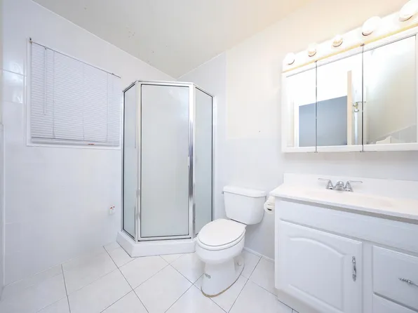 75-59 195th Street image 10 of 16