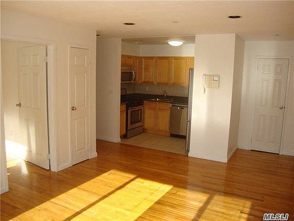 5th image of 11882 Metropolitan Ave APT 4A