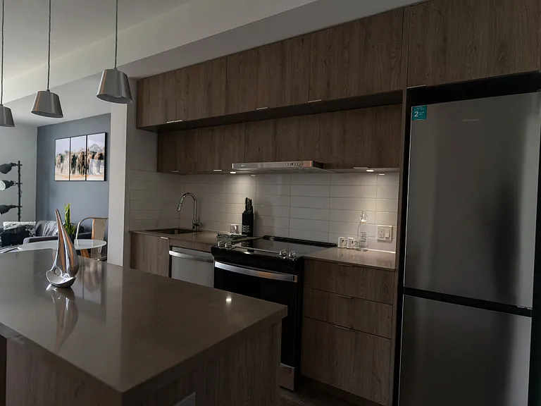 35 Greenfield Ave — Photo 14