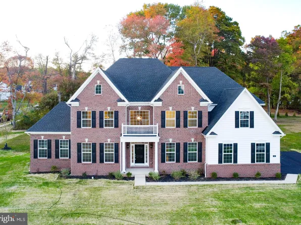 8 Seneca Ln, Horsham, PA 19044