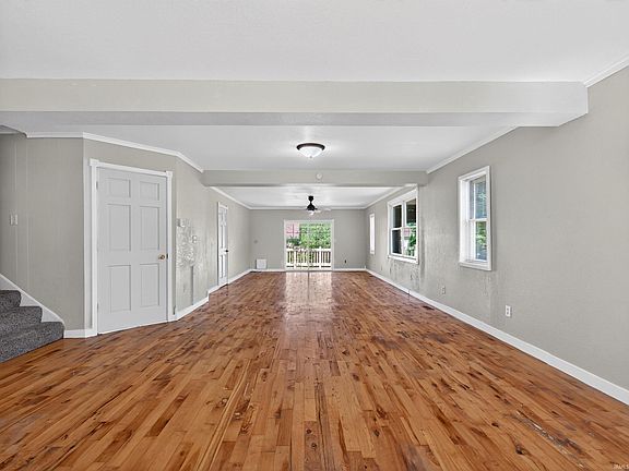 3rd image of 3918 Woodhill Dr