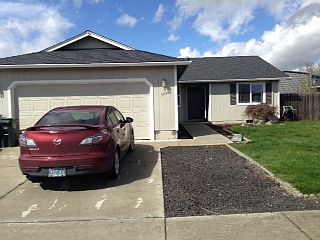 1st image of 389 Candis Dr