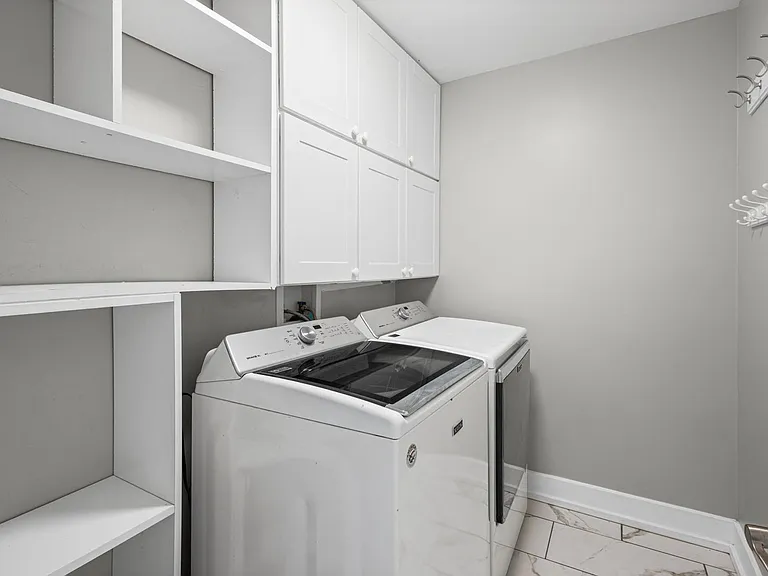 5117 Woodmere Ct — Photo 10